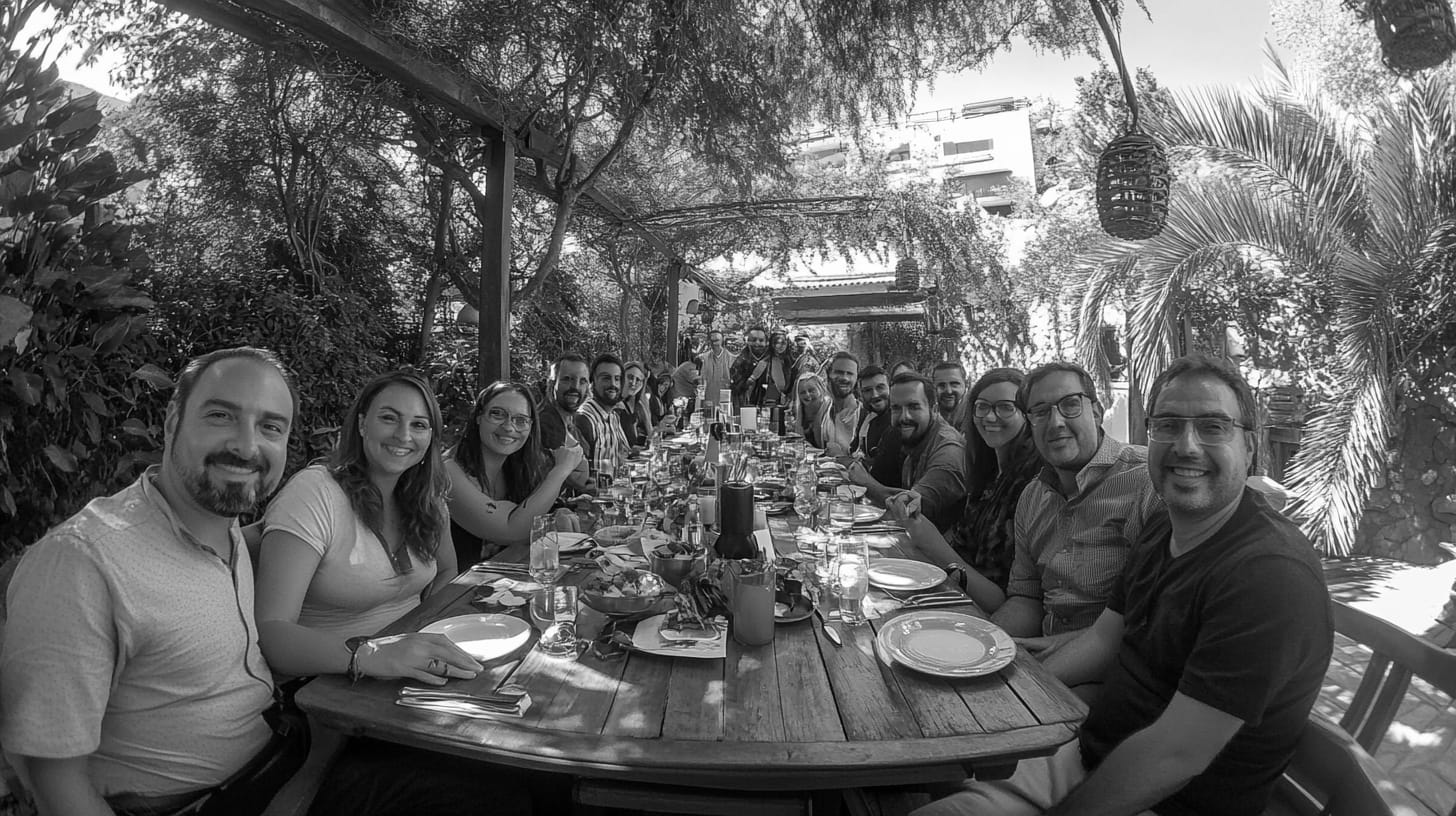 Bizimle Neşeli ve Eğlenceli Anlar Geçir !